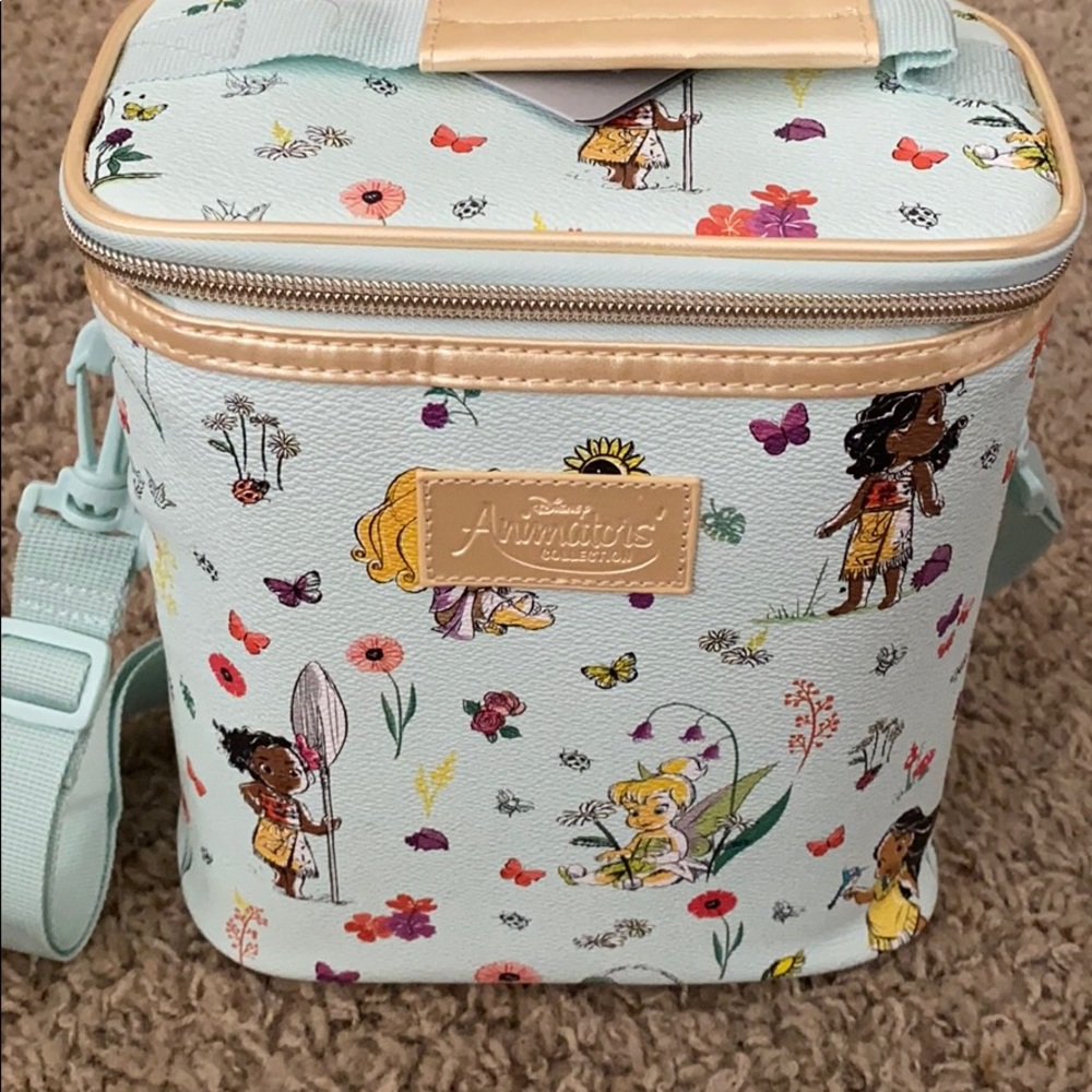 Brand New Disney Animator’s Collection Lunchbox